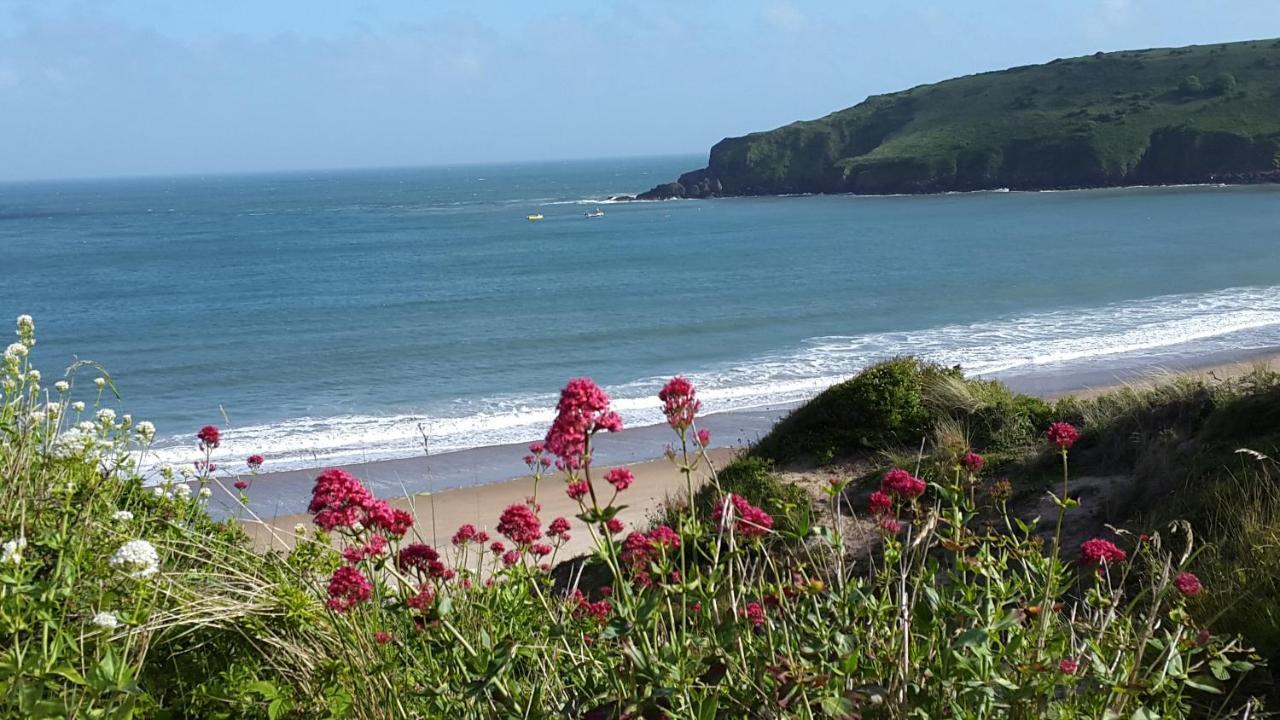 A Beach Holiday In Pembrokeshire Exteriör bild
