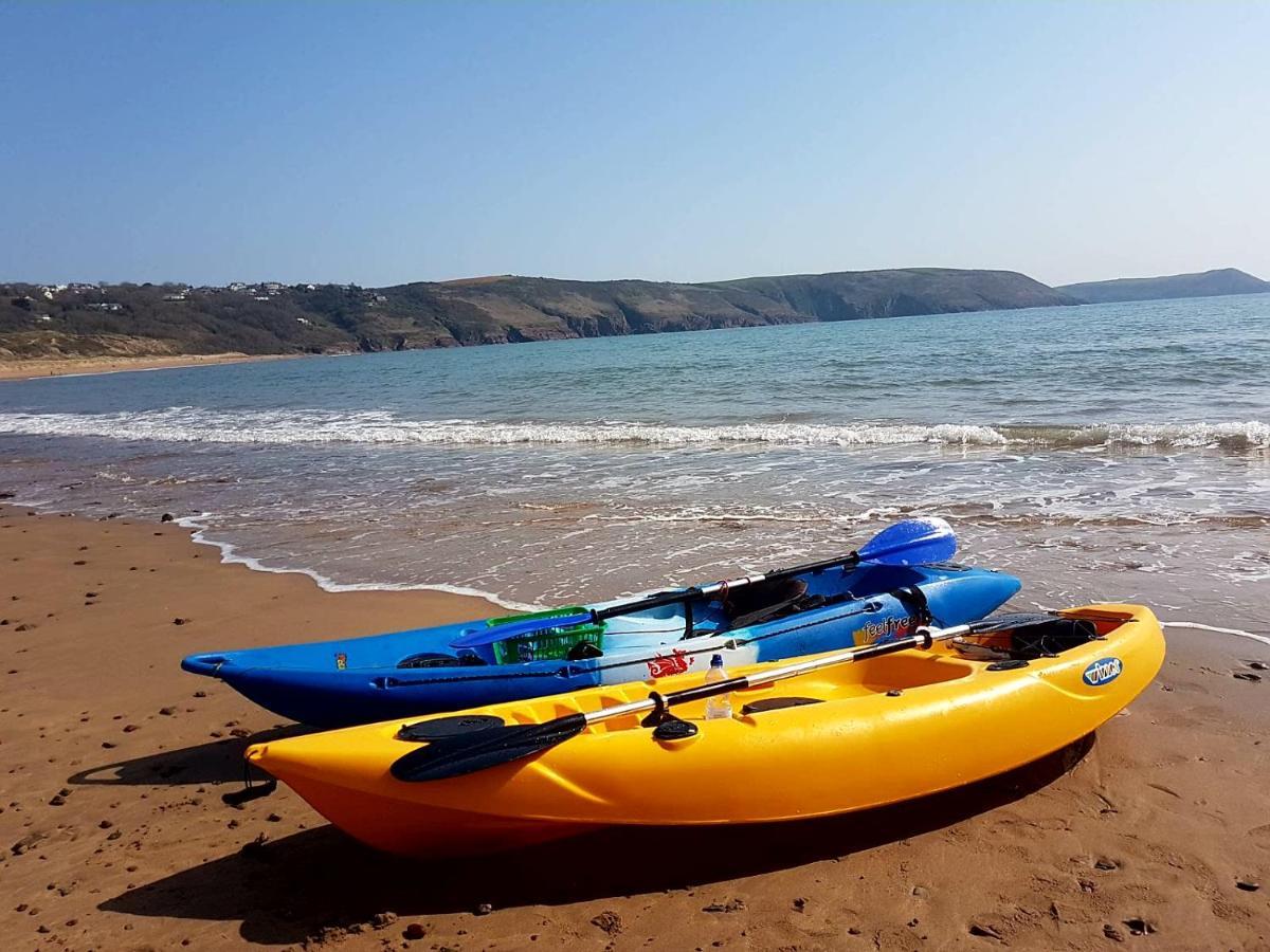 A Beach Holiday In Pembrokeshire Exteriör bild