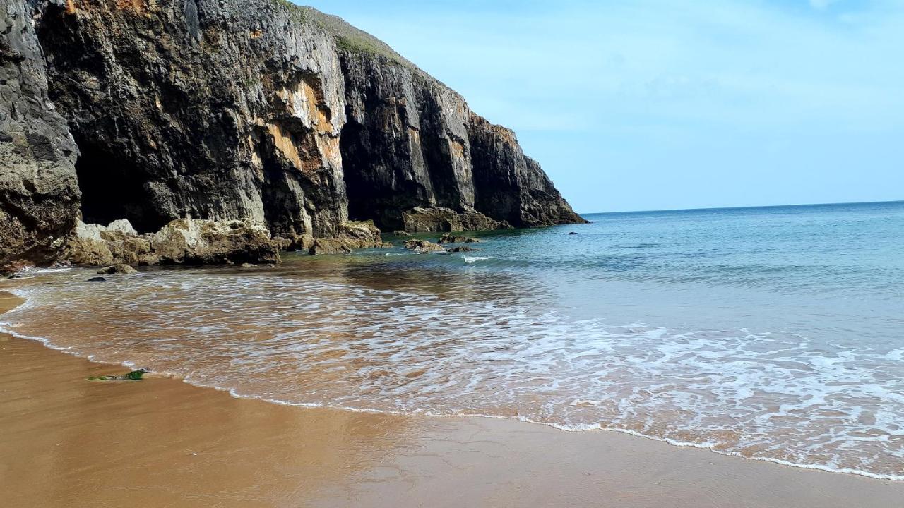 A Beach Holiday In Pembrokeshire Exteriör bild