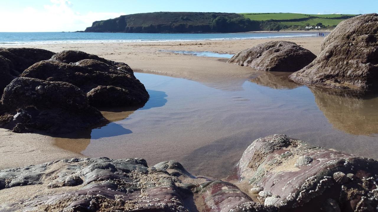 A Beach Holiday In Pembrokeshire Exteriör bild